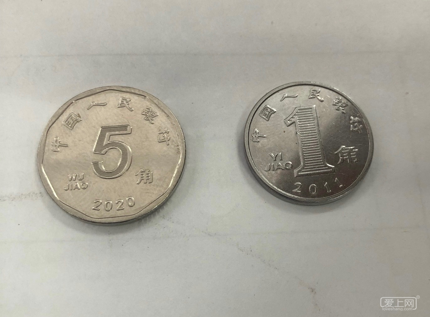 2019年新版5毛硬币，为何从黄色“洗”成了银白色？ - 哔哩哔哩