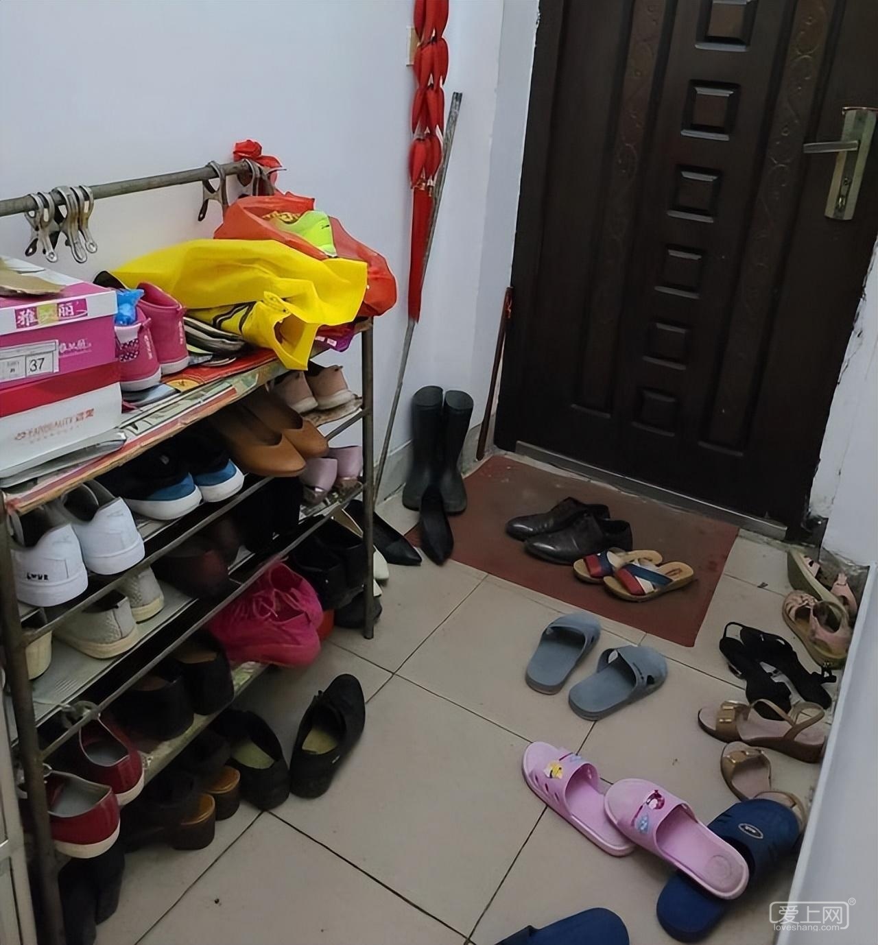你家隔壁把臭鞋子放楼道,你会怎么做? - 港城街巷 张家港爱上网/